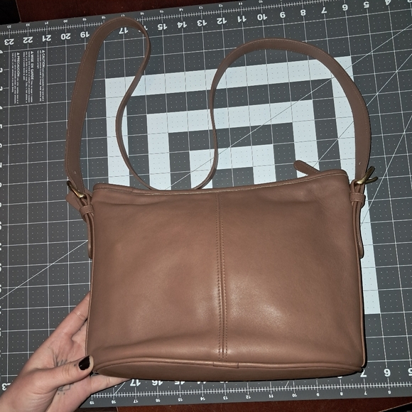 Authentic Vintage Coach Worth Bag, Cocoa Brown - Picture 7 of 11